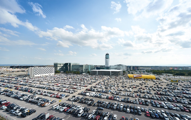 Flughafenparkplatz von Wien Airport